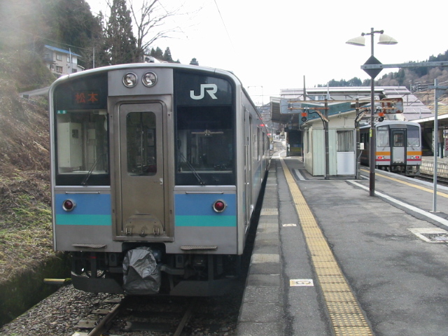 南小谷駅ホーム