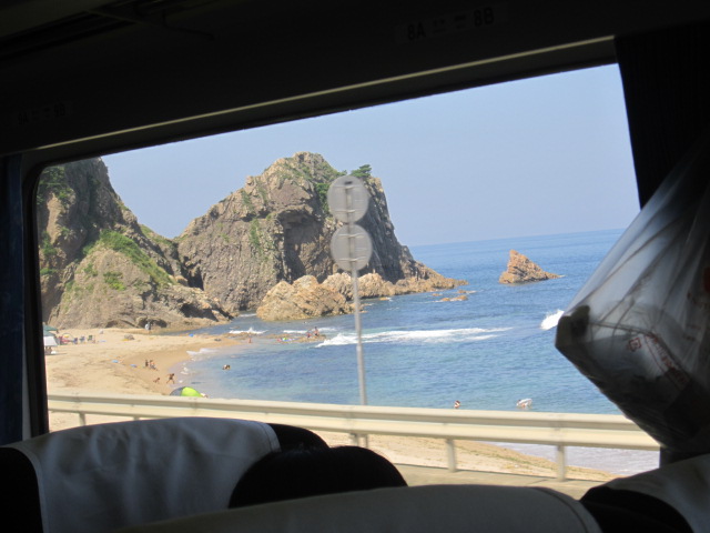 車窓からの日本海