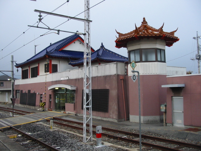 市川大門駅ホーム側