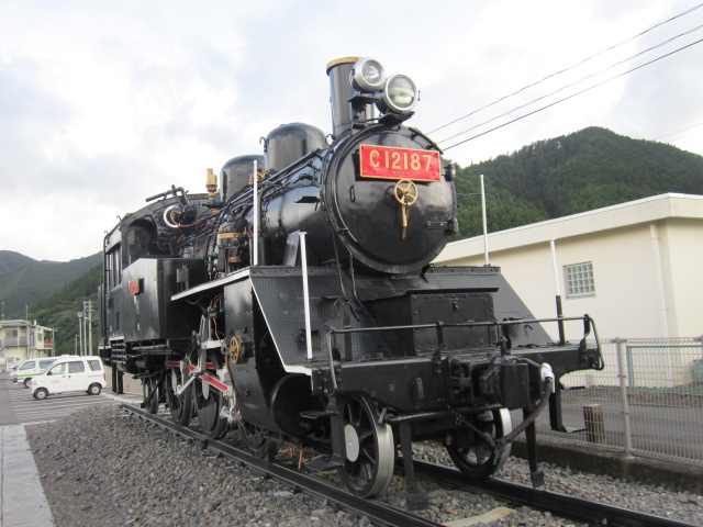 常陸大子駅のＳＬ「Ｃ１２」