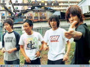BUMP OF CHICKEN