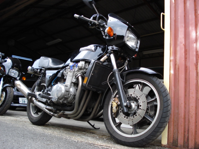 ヨッシー　　KZ1300　(´0ﾉ｀*)