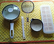 100円グッズ　離乳食編