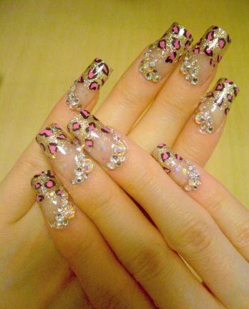 ピンクヒョウ柄ネイル