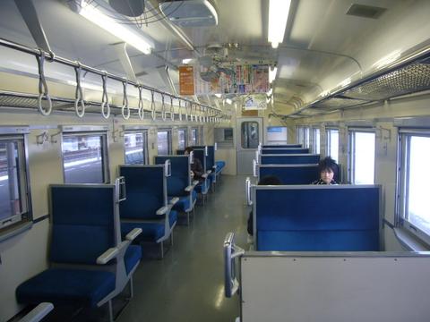 キハ40車内