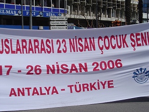 Uluslararasi 23 Nisan Cocuk Senligi(国際４月２３日子供の祭典) -2