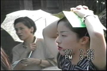 薩摩半 島バスツアーNO.122「知覧武家屋敷」z短髪仙台娘と日傘奥様