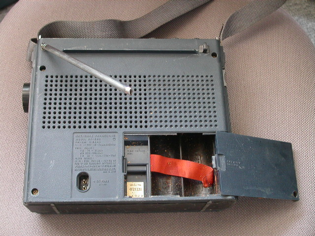 RF-888後面