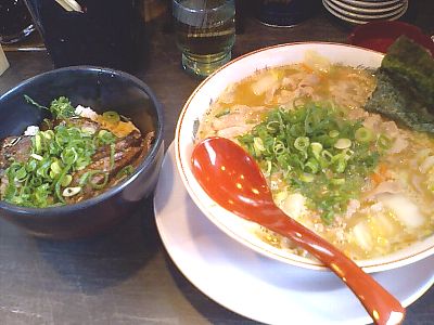 博多長浜ラーメン まる長　セットメニュー　実物