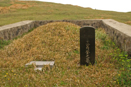 お墓