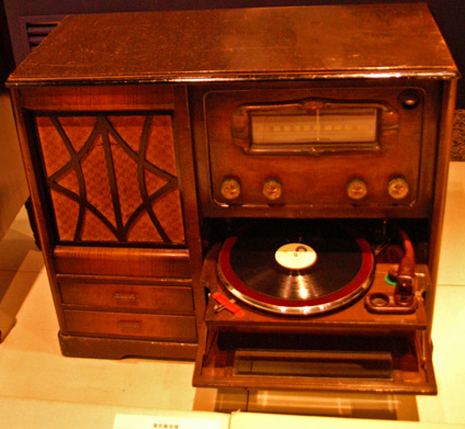 電気蓄音機