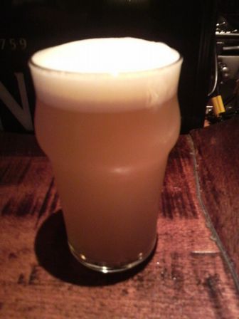 barBar０８（八海山泉Beer WEIZEN）.JPG