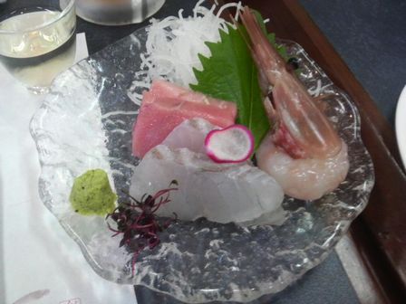 夏旅行１日目１１（富士山溶岩ステーキ会席膳：お造り）.JPG