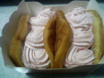 たっぷりクリームワッフルいちご２