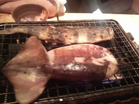 丸港水産０５（しまほっけ＆イカ丸焼き）.JPG