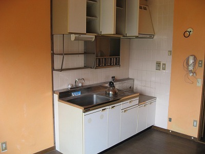 山本軌道キッチン１