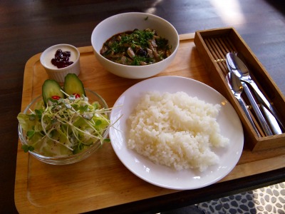 a-SH380071.jpg