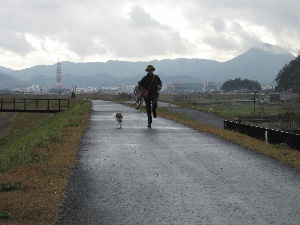 河原で・・・