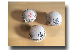 ﾋﾟﾝｸｯｼｮﾝ　クラウン