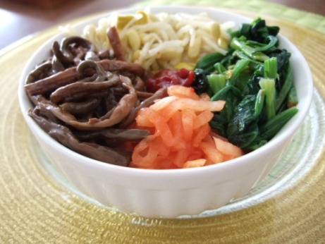 ＩＶＶ　へリックス　ほし山のキムチ　ピビンバ