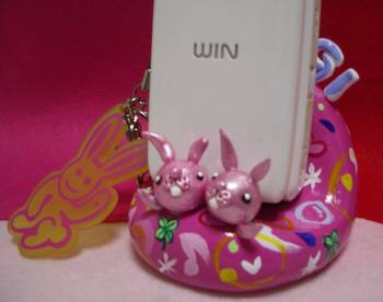 ケータイを置くとこんな感じ・・・