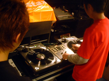 DJ NAOYAセミナー風景