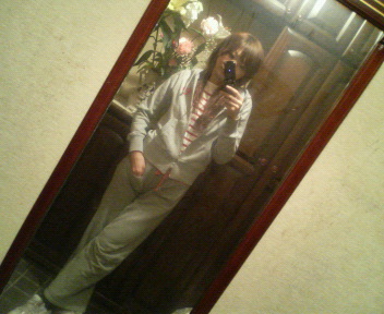 コンビニへ♪トレーナーインしてます。笑