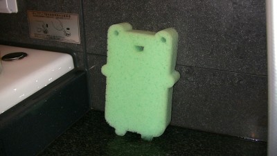 自立するカエル