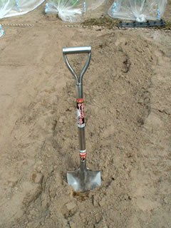 オールステンレスのシャベル