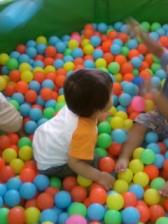 ボールプール２