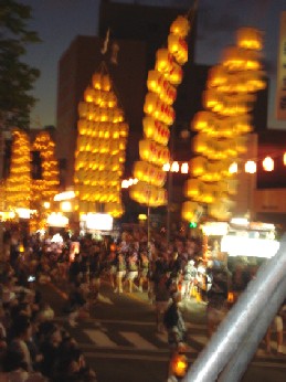 竿灯祭り１.jpg