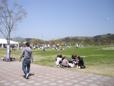 なかがわ水遊園の昼