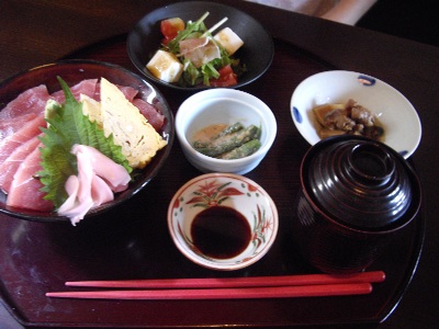 鉄火丼