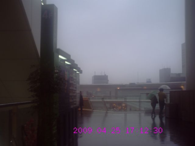 ラゾーナ川崎　ラルクken握手会（4月25日）