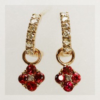 レディッシュサファイアピアス・小花のピアス