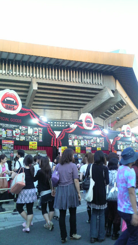 VAMPS日本武道館公演9月5日(土曜)