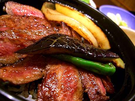 ☆今日のランチ｢ステーキ丼｣今半09-10-21