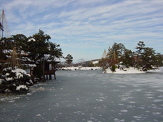 霞ヶ池