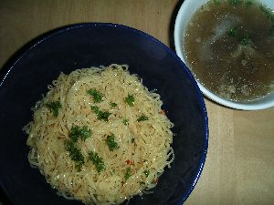冷たいゴマ麺