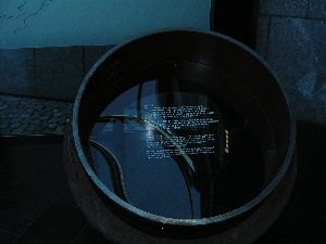 石油を運ぶ地下通路