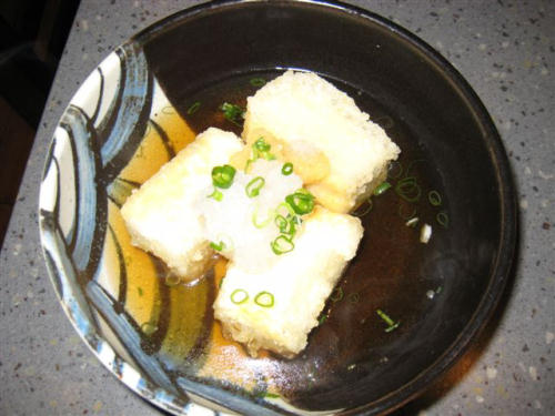 揚げ出し豆腐