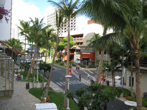 ビーチウォーク左側