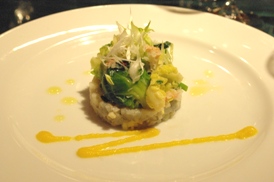 タケノコと天使の海老のタルターレ　春野菜のサラダ添え