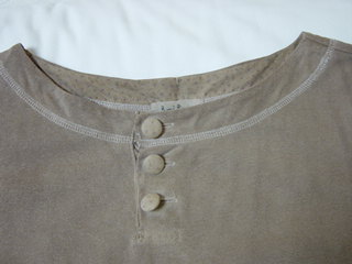ｺｰﾋｰ染色後シャツ･綿100％･襟元2