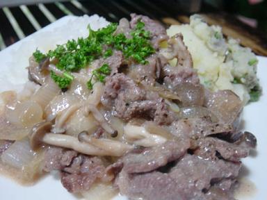 ビーフストロガノフ