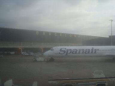 霧のバルセロナ空港
