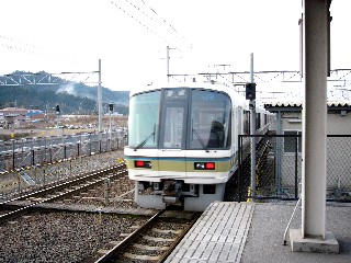 221系