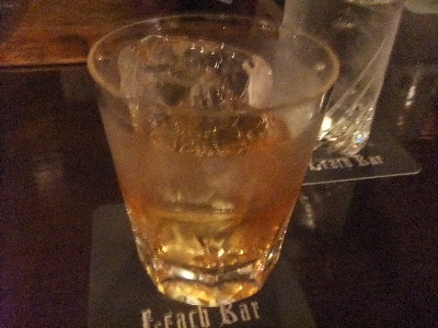 大阪　バー　リーチバー　ブッカーズ