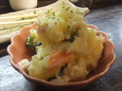 秋葉原　居酒屋　殿　ポテトサラダ