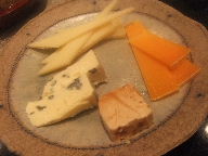 金沢　居酒屋　猩猩　チーズ